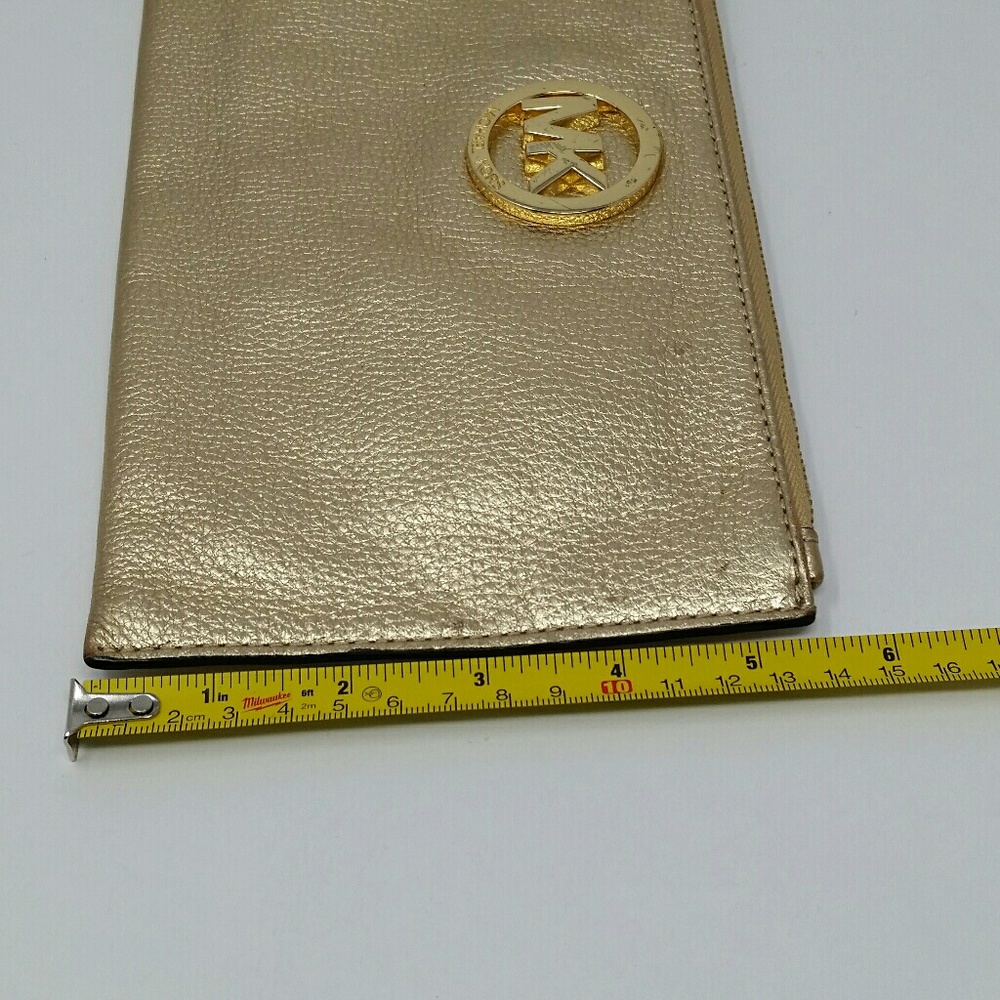 Michael kors Gold pencil makeup bag - Picture 8 of 8